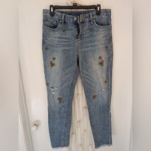 Lucky Brand Embroidered Blue Ankle  Jeans
